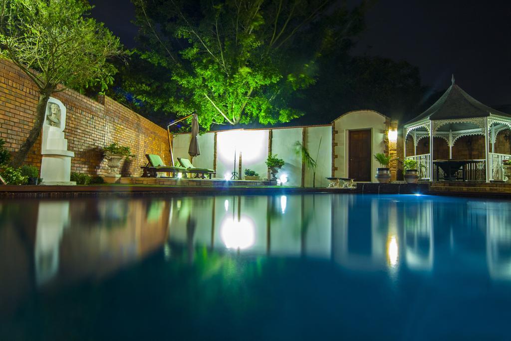 Aristo Manor Hotel Richards Bay Exterior photo